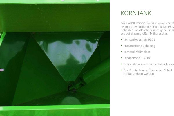 der C-60 Mähdrescher besitzt in seinem Größensegment den größten Korntank
